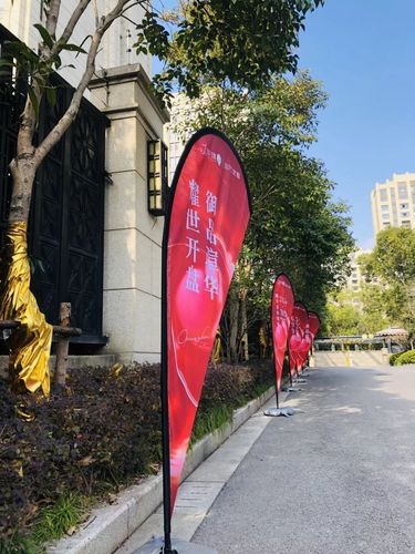 御见| 这个圣诞的礼物 致敬这座国际之城